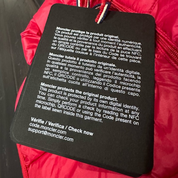 Moncler Downed Vest - Picture 4 of 4